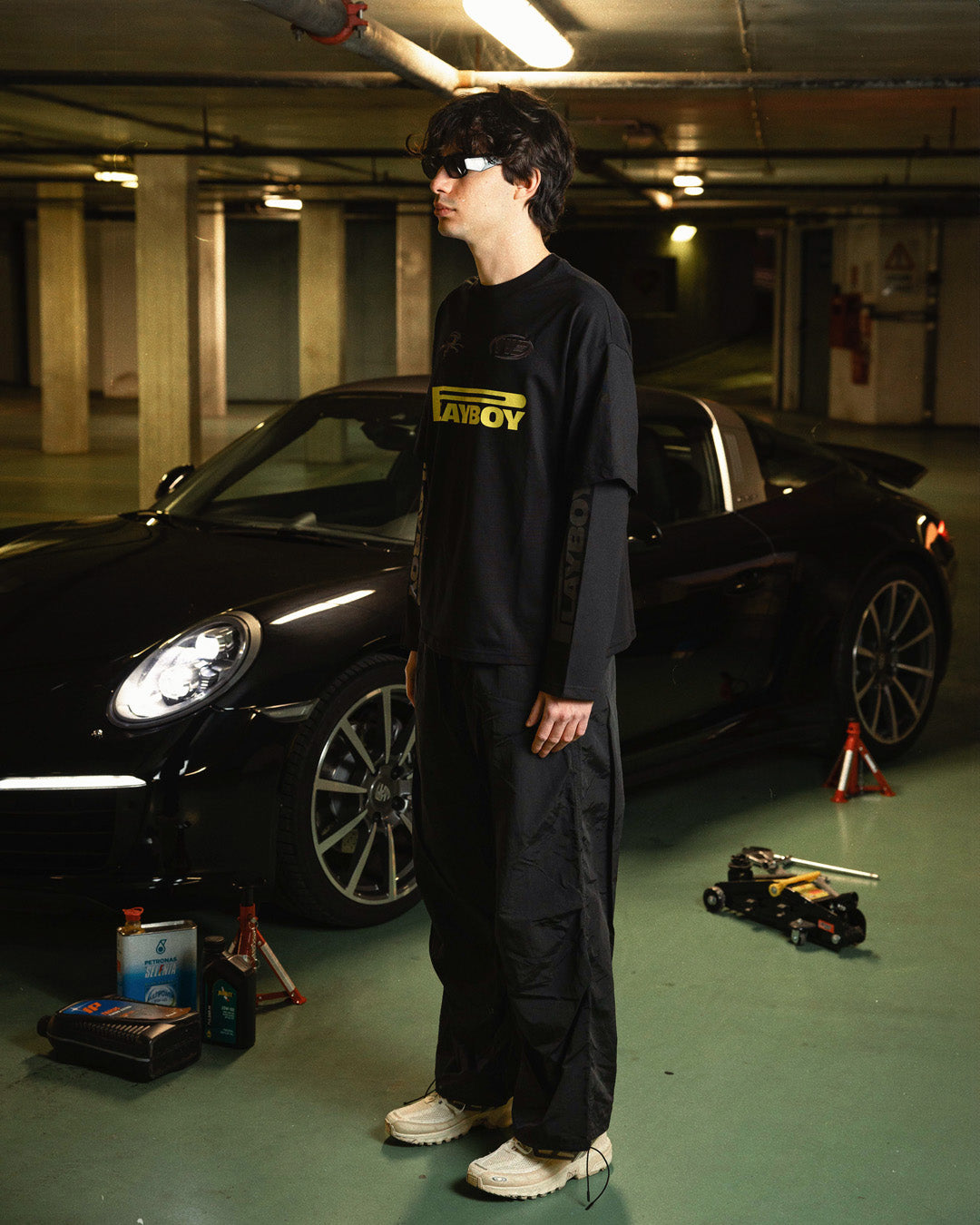 PLAYBOY DOUBLE SLEEVE \\ BLACK